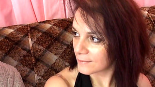 Hot cougar anal pleasure