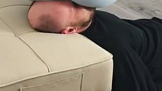 Big Jeans Booty Facesitting - No Escape