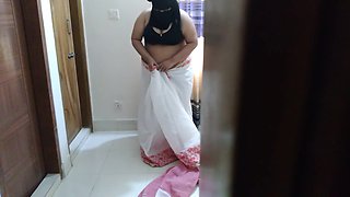 Father-in-law Fucks Daughter-in-law While Wearing Saree - Hindi Audio
