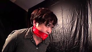 Cuckolding Japanese wife having hardcore sex with a stranger