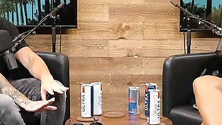 Alexas Morgan Has an＊l Orgasms