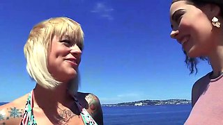 Tattooed mummy and blonde enjoy a super-steamy 3some