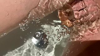 Lara without her bath